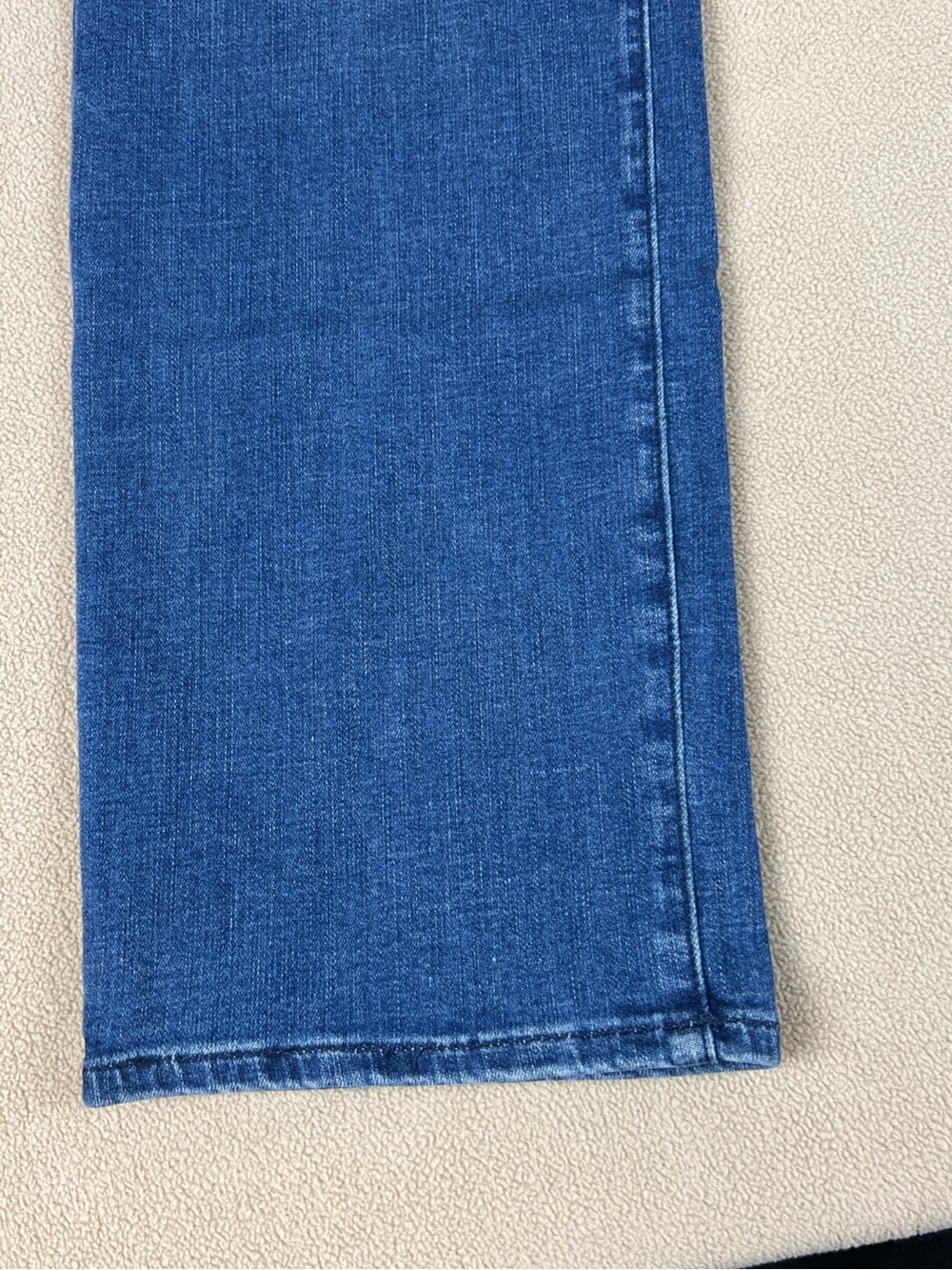 NYDJ Bailey Relaxed Straight High Rise Jeans, Bluewell. Women's Sz 6 - Picture 3 of 14